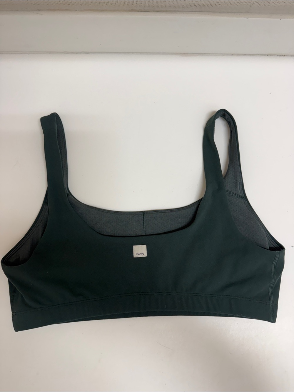 Vuori Deep Green Scoop Neck Supportive Sports Bra
